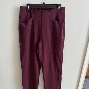 Women's Old Navy Stevie Straight-Leg Maroon Pants